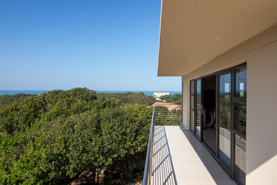 6 Bedroom Property for Sale in West Bank Eastern Cape